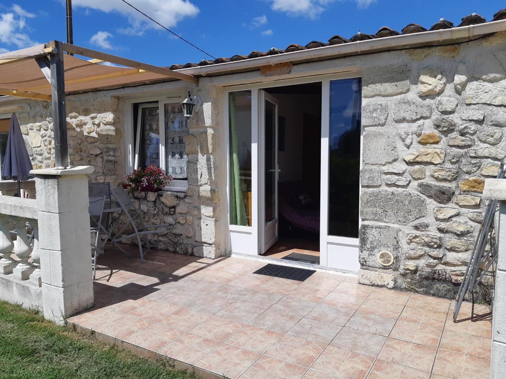 Maison d'hôtes La Caleche à Bégadan Extérieur photo